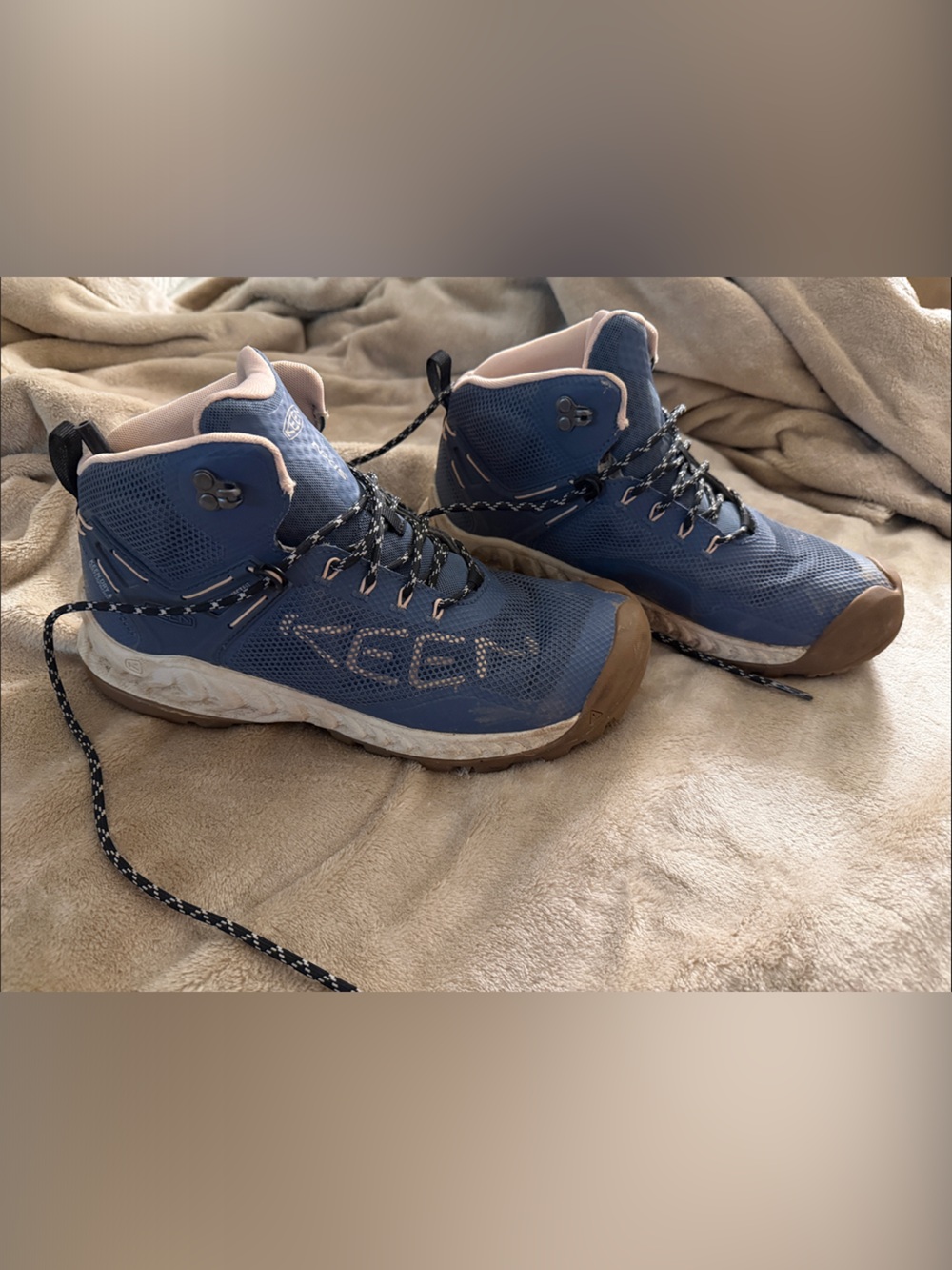 Keen Blue and Brown Trail Mid-Top Hiking Shoes